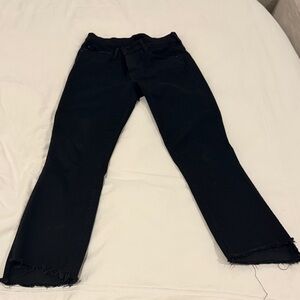 Mother insider crop step fray